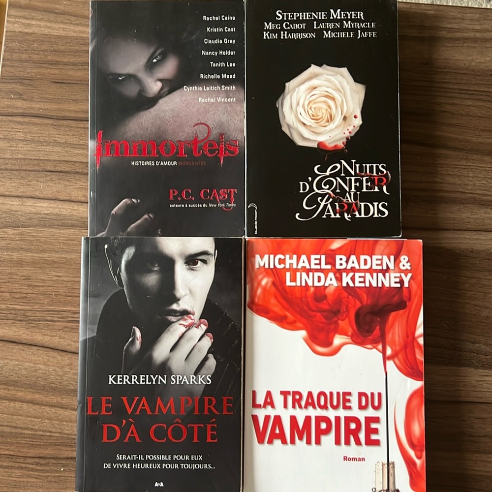 Divers livres de vampires - livres en français, books in french